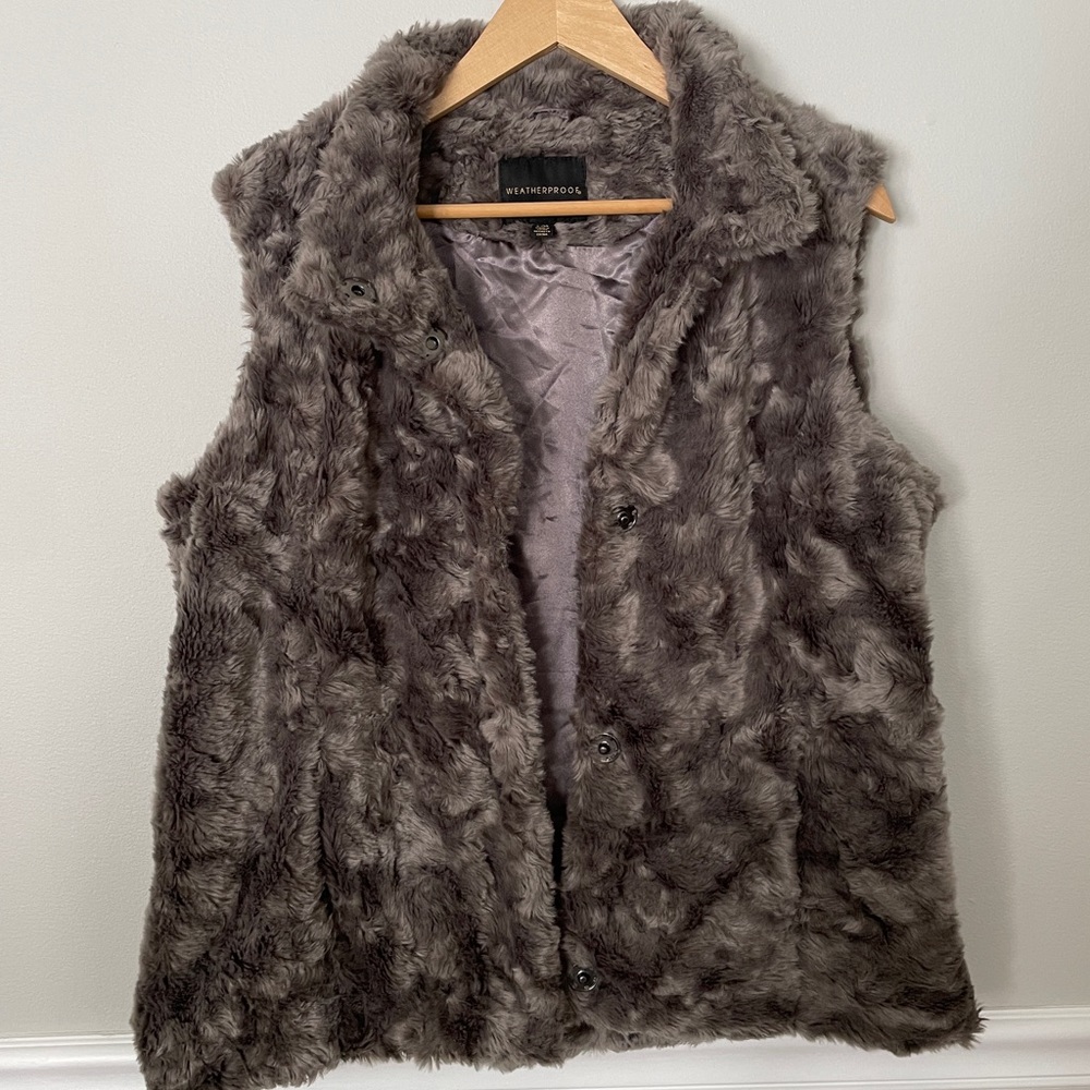 Weatherproof Garment Company Faux Fur Vest